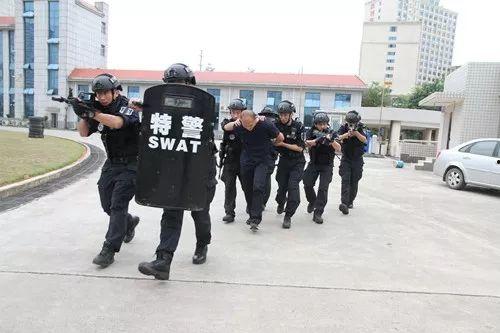 南宁警察爆料事件最新进展,真相逐步浮出水面