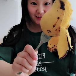 何小姐被爆料视频大全最新,揭秘网络爆料背后的真相与争议  第3张